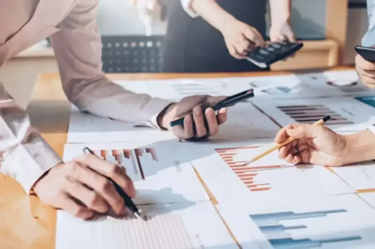 5 Ways Tech Is Transforming Workforce Productivity: From Smart Surveys to Smarter Scheduling